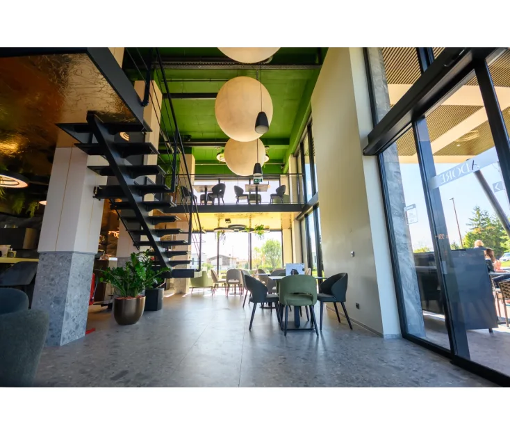 ADORE, Ljubljana bistro