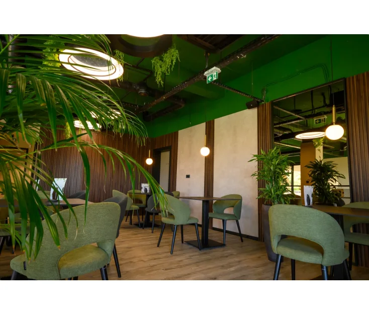 ADORE, Ljubljana bistro