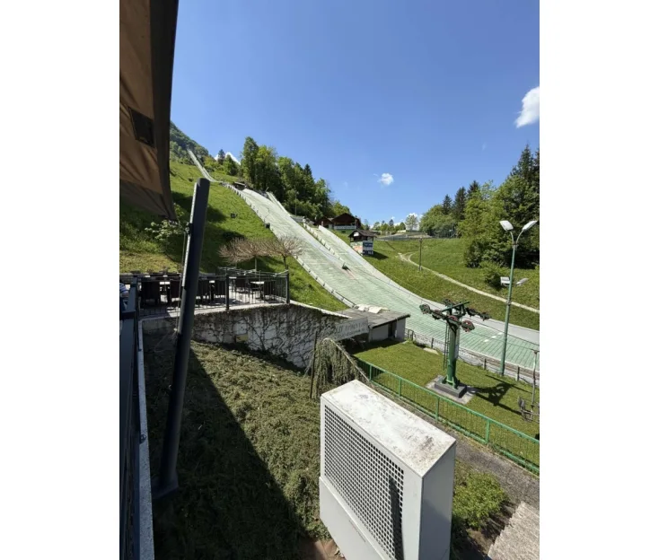 naš hram - kisovec restavracija