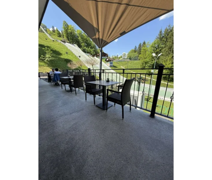 naš hram - kisovec restavracija