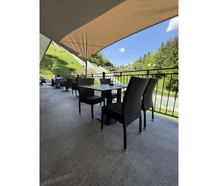 naš hram - kisovec restavracija