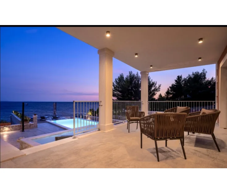 LUCE DI MARE - HVAR vila