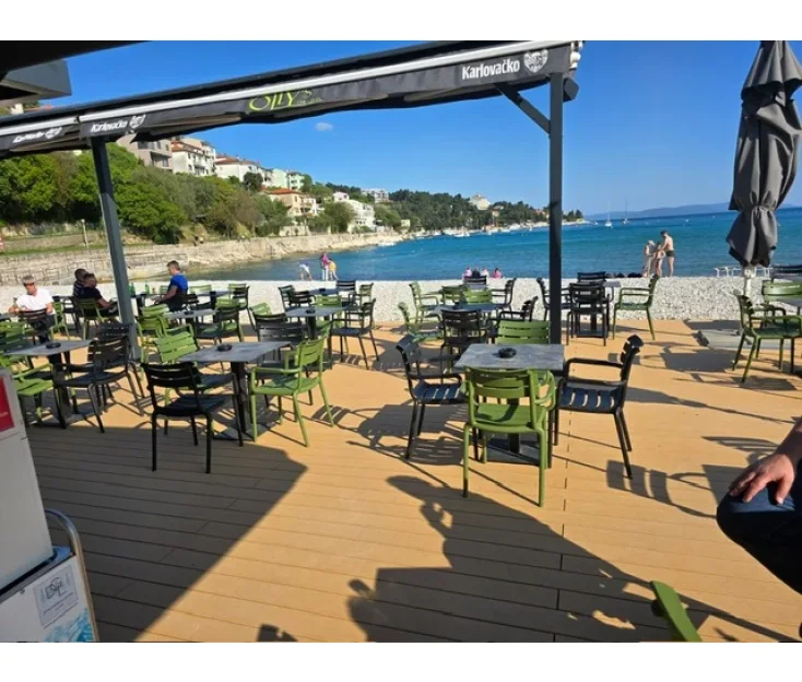 olly's beach bar - rabac bar