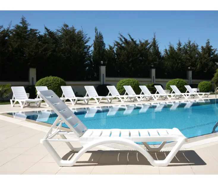 TERME N Lettino impilabile