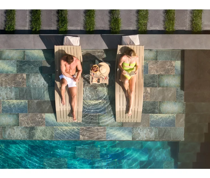 SLIM TAUPE ležalnik