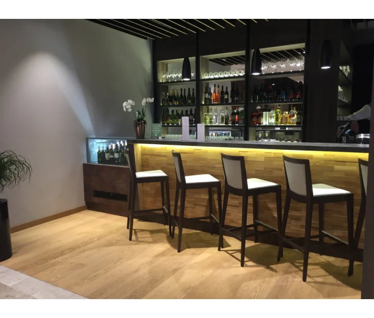 Jama, Postojna hotel