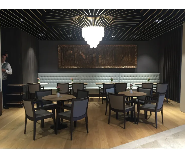 Jama, Postojna hotel