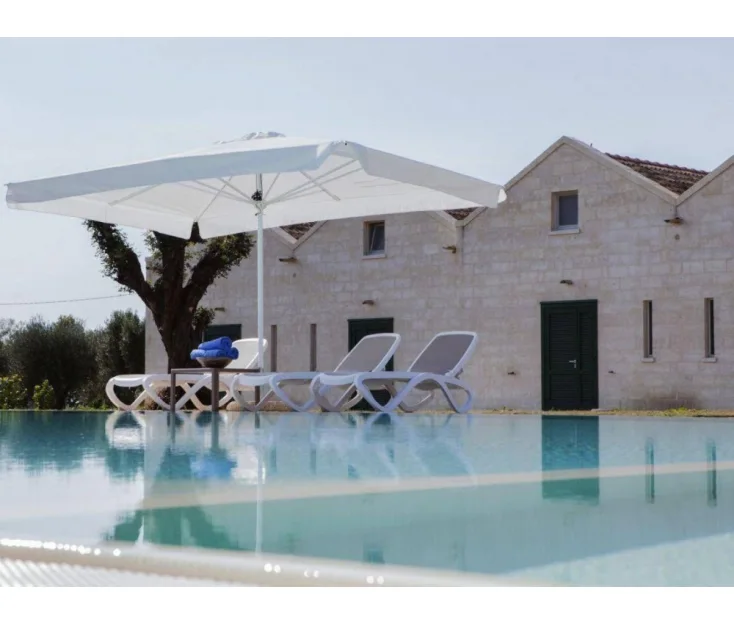 ALFA BELO/TORTORA vrtni ležalnik