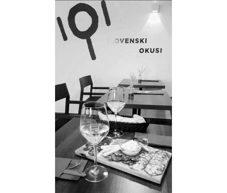 Kavarna Prešernova 15