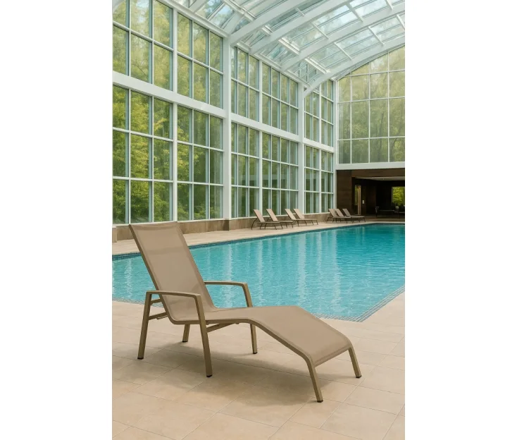 DELFIN TAUPE ležaljka