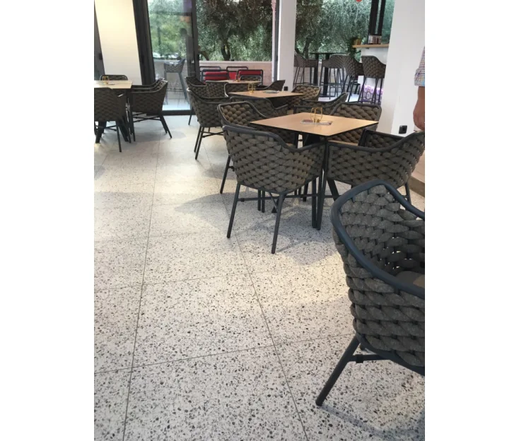 LOCAL BAR & KITCHEN