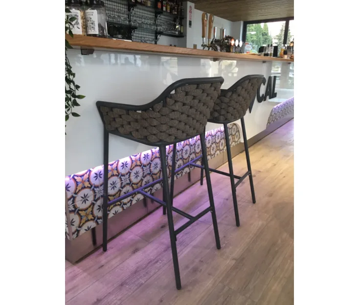 LOCAL BAR & KITCHEN