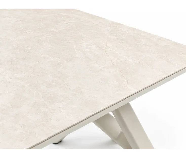LUXURY  FIX CREAMY 240x 00 vrtni stol