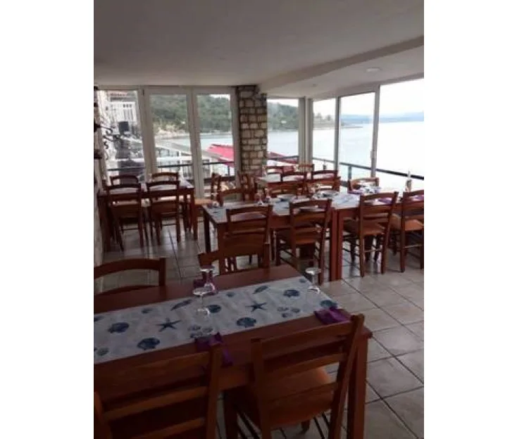 RESTAURANT O' LA LA, ISLAND ŠOLTA Ristorante