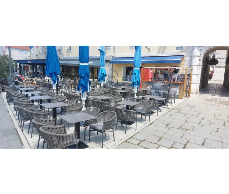 Havana Club Cafe Kadena - Cres, Hrvaška bar