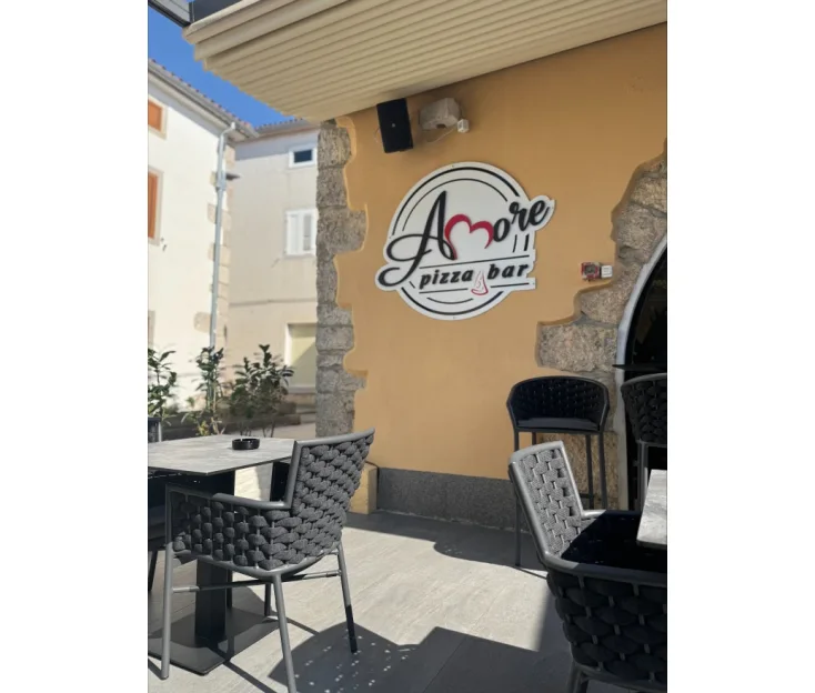 Amore Pizza Bar Pizzeria