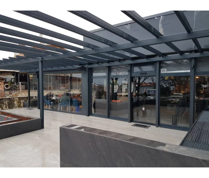 BRACERA COFFEE & WINE BAR