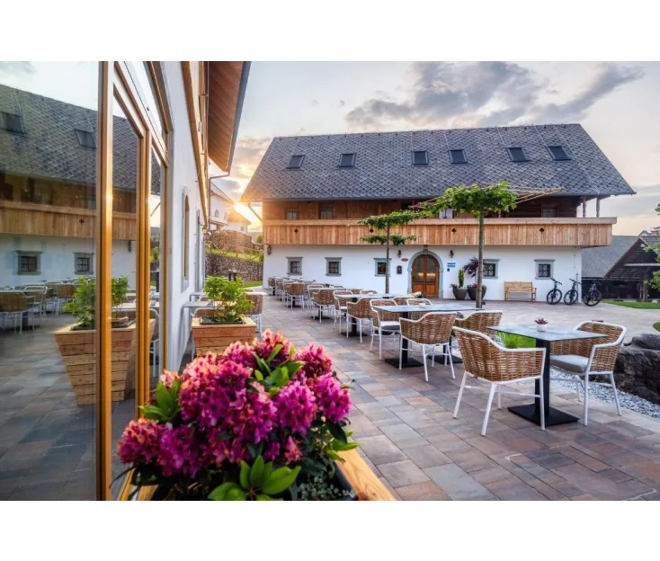 julian alps, zgornje gorje, slovenija hotel