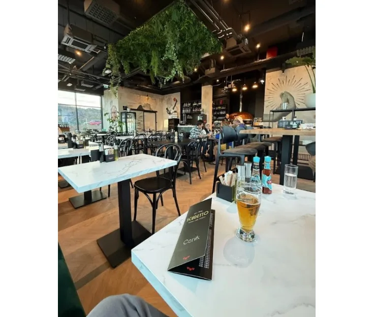 Pizzeria Scudetto, Vižmarje restavracija