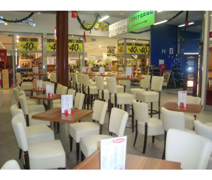 SPAR SEŽANA- stoli in mize Škerjanc.